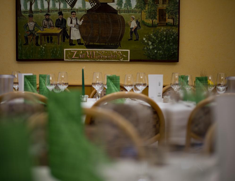 Hotel Restaurant Zur Windmuhle Ansbach Kültér fotó